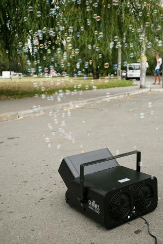 Фото Генератор мыльных пузырей