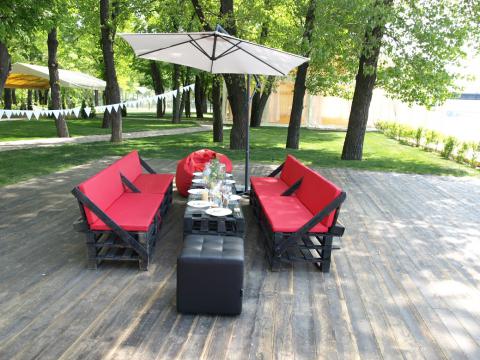 Фото Комплект Loft мебели + зонт (10 человек)